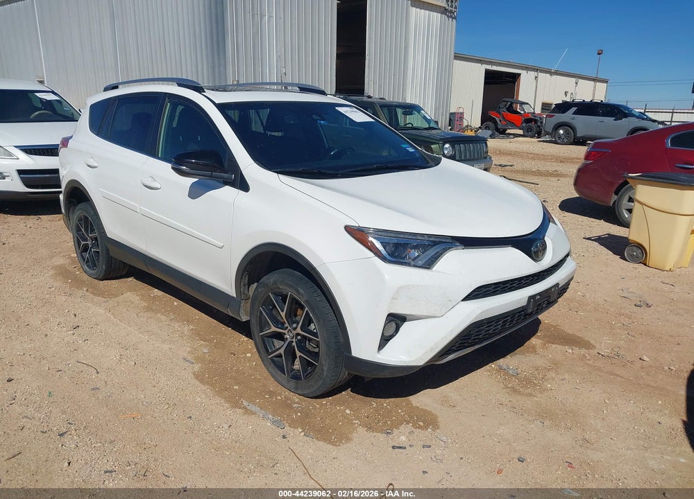 2018 TOYOTA RAV4 SE VIN: JTMNFREVXJJ723329