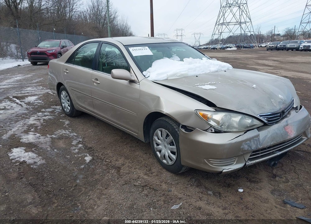 2005 TOYOTA CAMRY LE VIN: 4T1BE32K45U506873