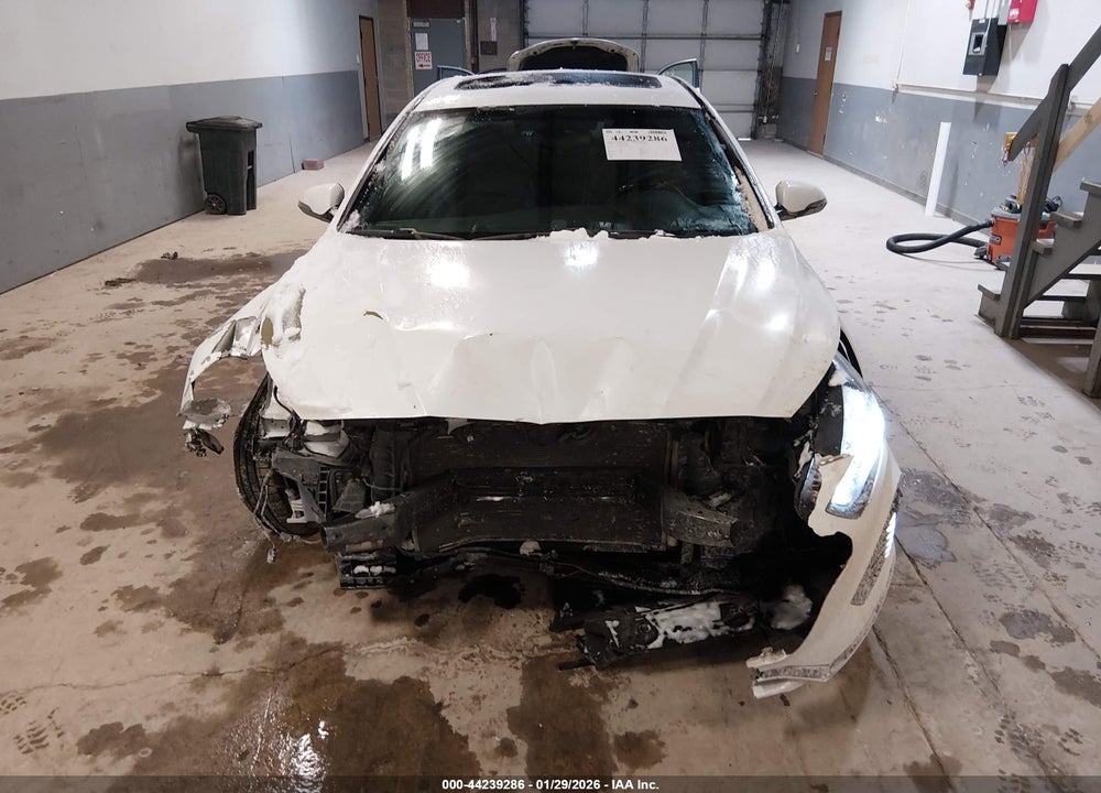2019 HYUNDAI SONATA SPORT VIN: 5NPE34AF8KH820775