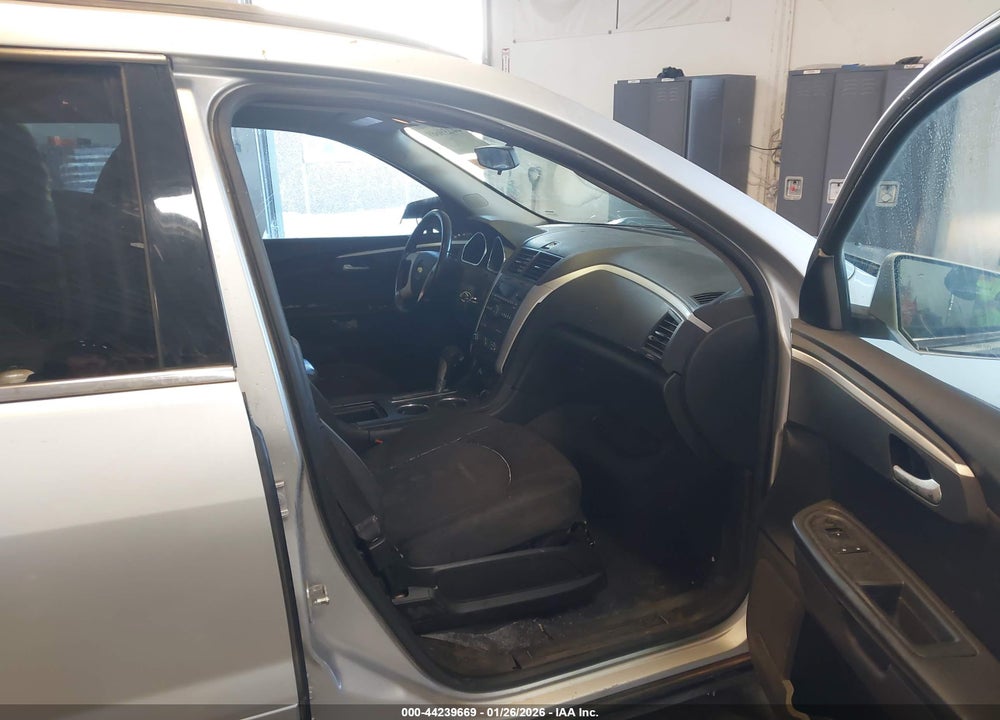 2012 CHEVROLET TRAVERSE 1LT VIN: 1GNKRGED8CJ175993