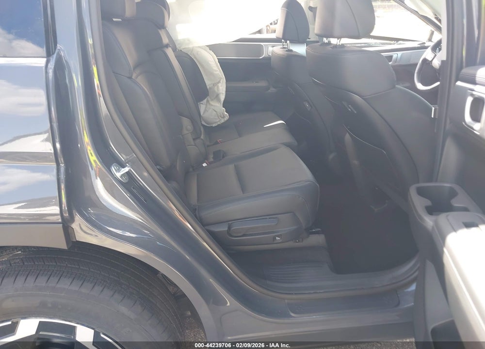 2026 HYUNDAI SANTA FE SEL VIN: 5NMP2DGL8TH181112