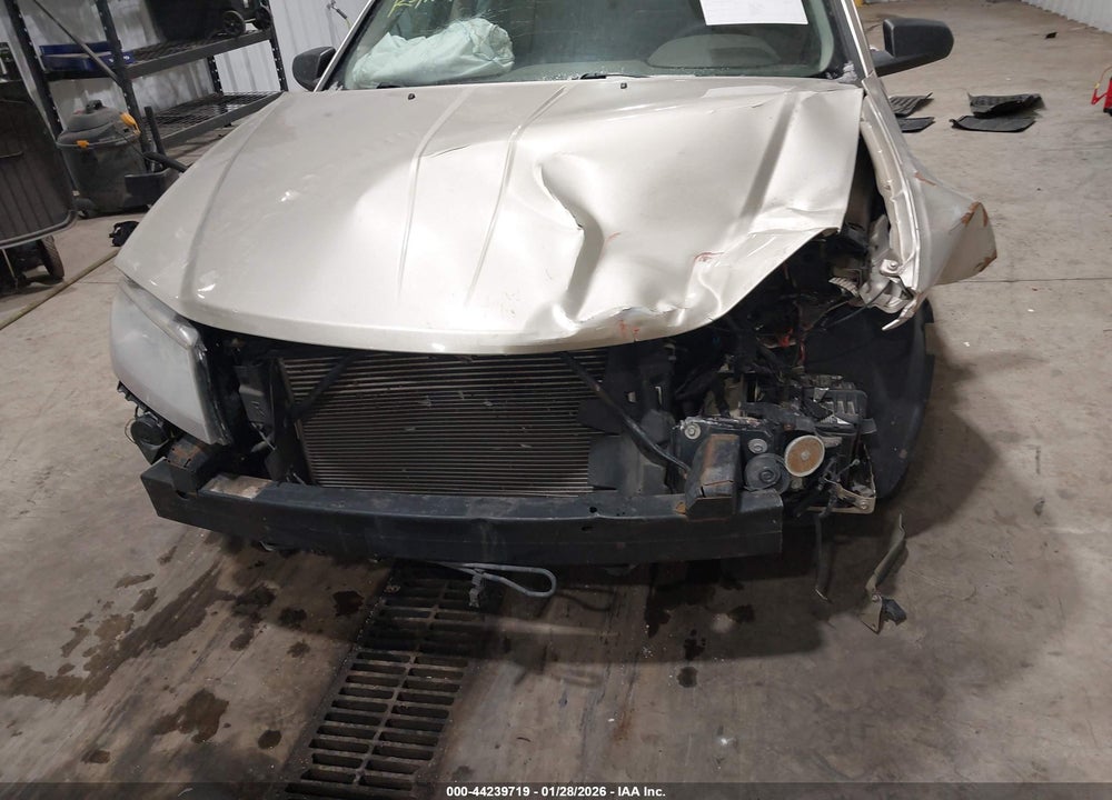 2010 DODGE AVENGER SXT VIN: 1B3CC4FB0AN122044