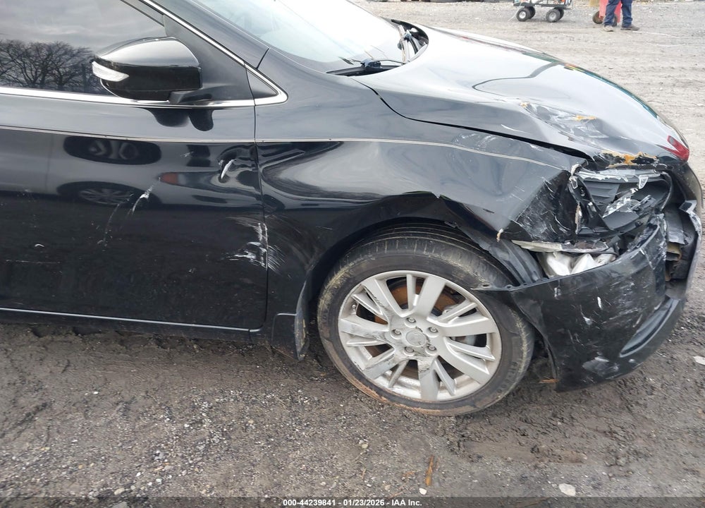 2015 NISSAN SENTRA SL VIN: 3N1AB7AP6FY330309