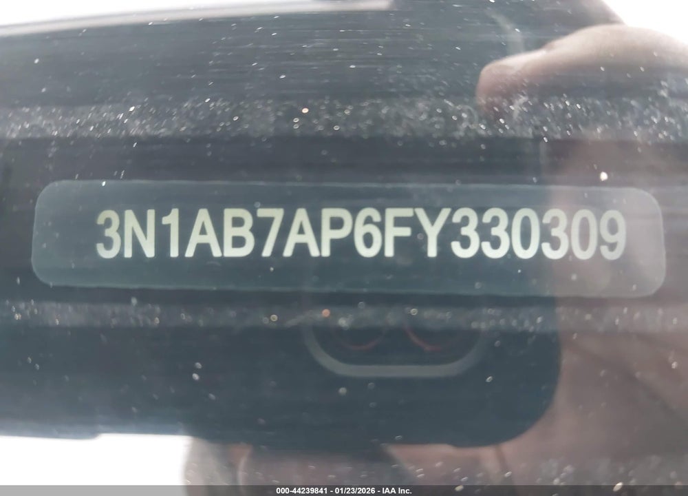 2015 NISSAN SENTRA SL VIN: 3N1AB7AP6FY330309
