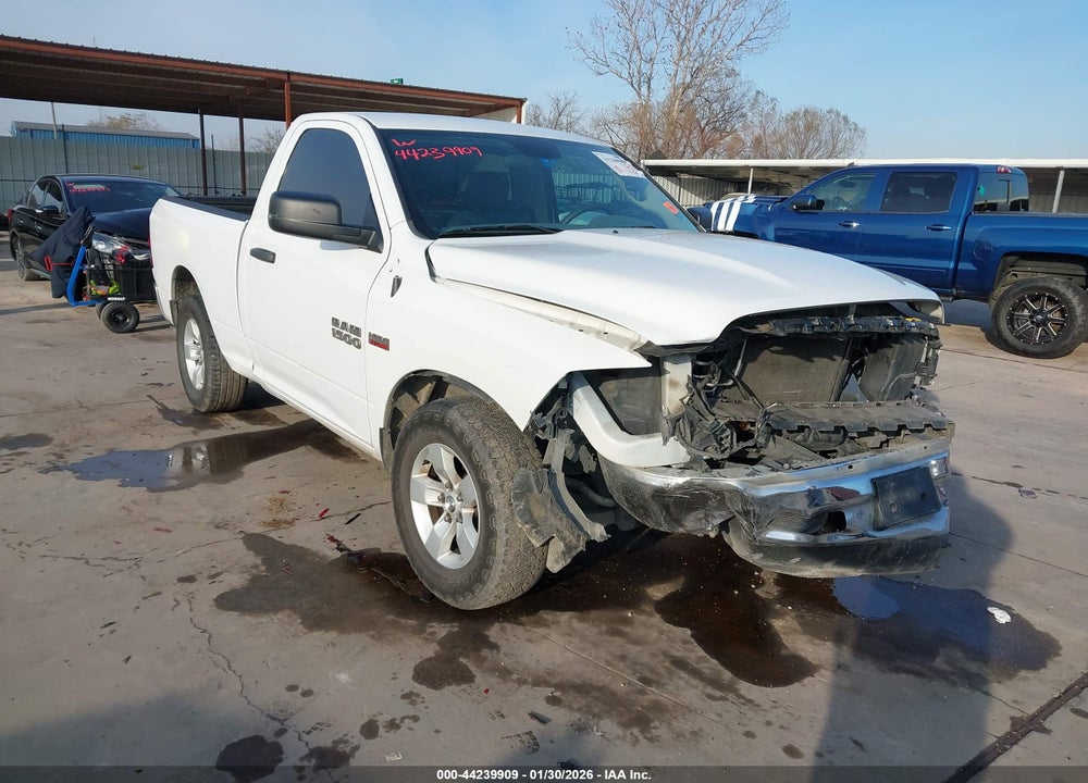 2016 RAM 1500 TRADESMAN VIN: 3C6JR6AT5GG206174