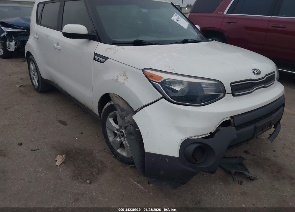 2018 KIA SOUL VIN: KNDJN2A22J7577879