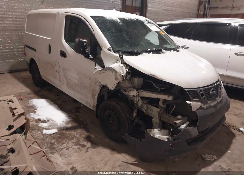 2015 NISSAN NV200 SV VIN: 3N6CM0KN7FK735549