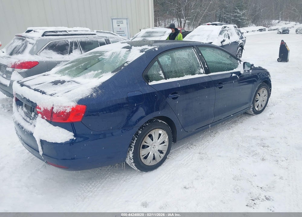 2013 VOLKSWAGEN JETTA 2.5L SE VIN: 3VWDP7AJ9DM449108