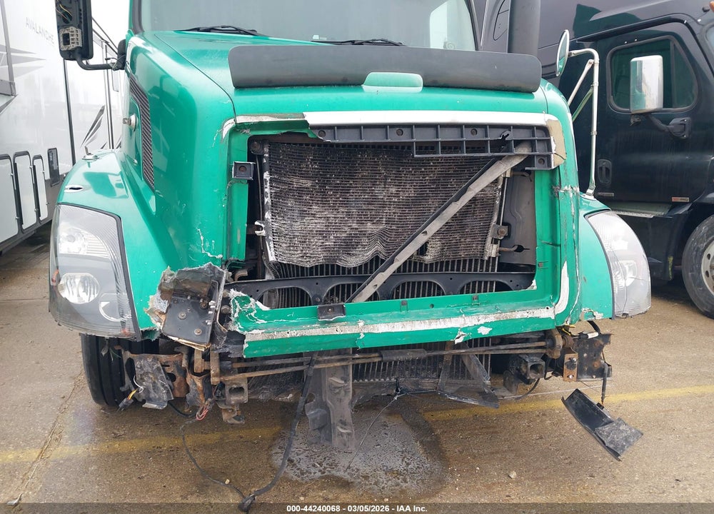2006 VOLVO VN VNL VIN: 4V4NC9GH86N419095