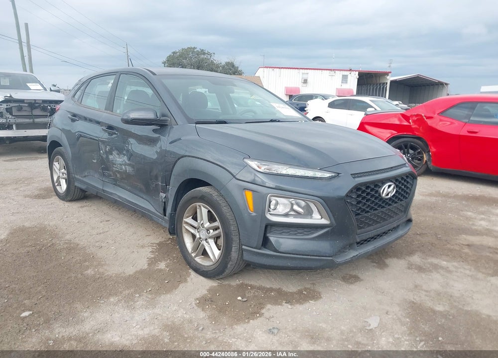 2018 HYUNDAI KONA SE VIN: KM8K12AA2JU090217