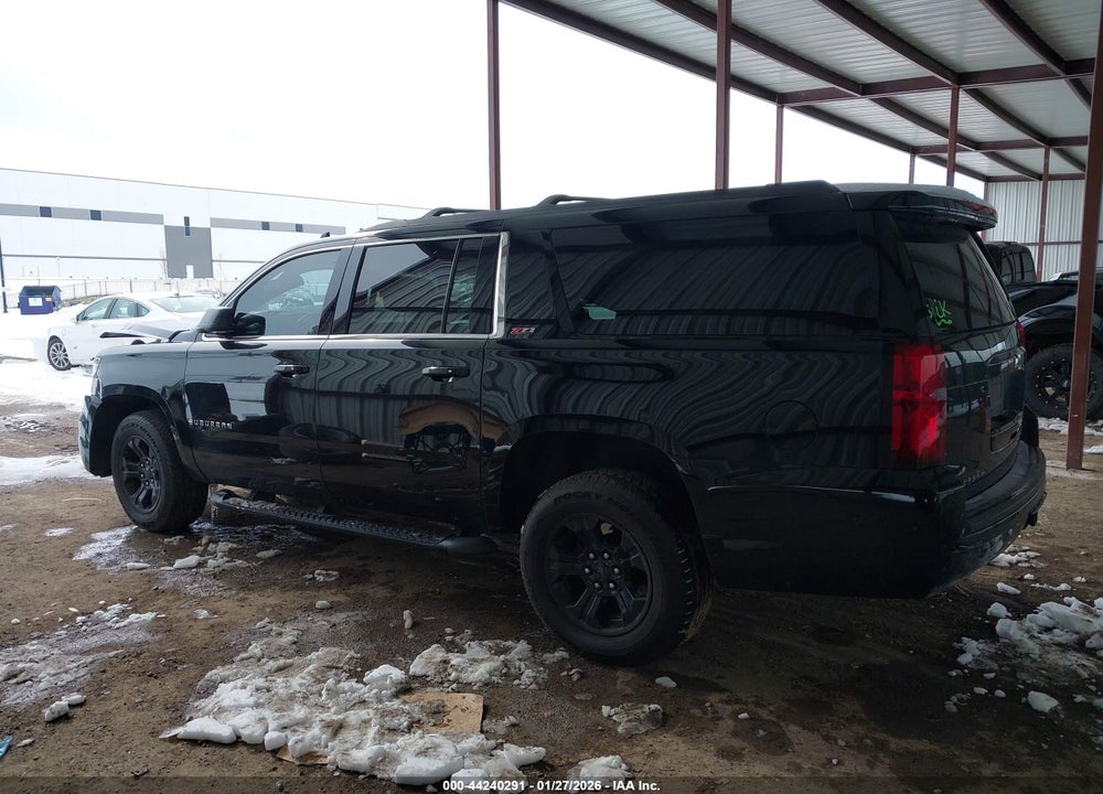 2017 CHEVROLET SUBURBAN LT VIN: 1GNSKHKC6HR318244