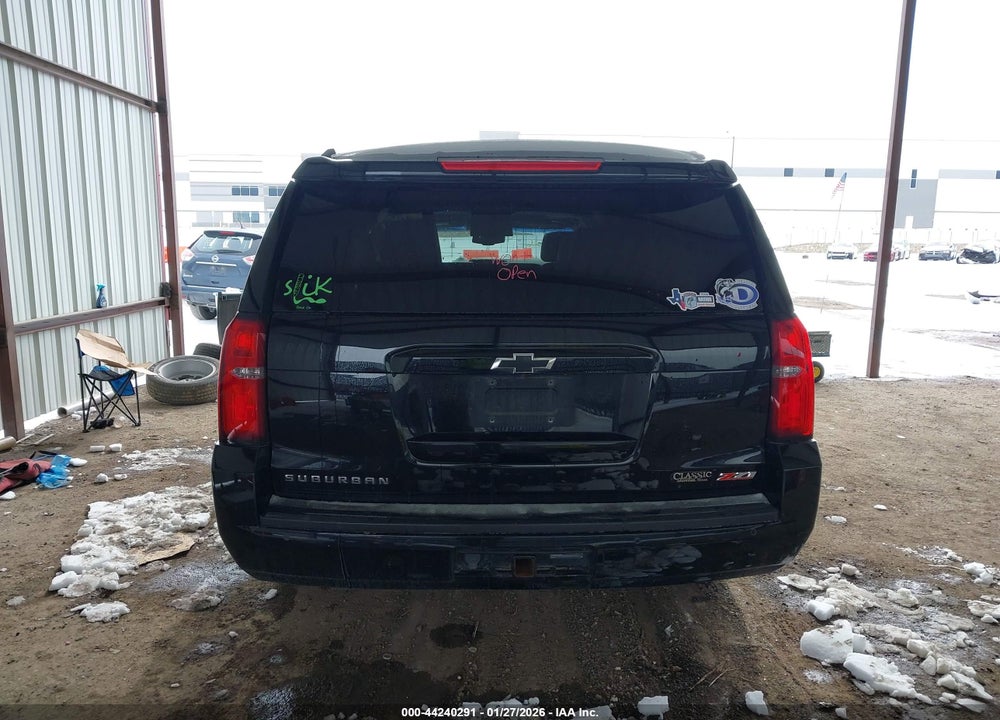 2017 CHEVROLET SUBURBAN LT VIN: 1GNSKHKC6HR318244
