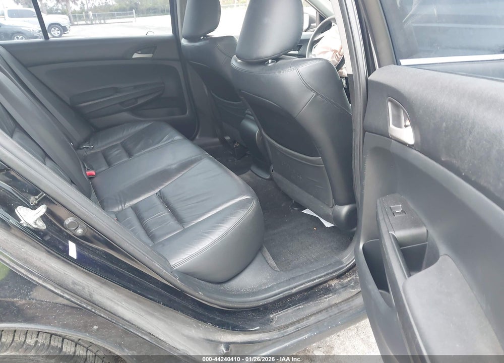 2012 HONDA ACCORD 2.4 SE VIN: 1HGCP2F63CA221527