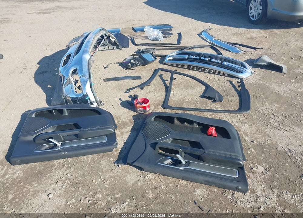 2021 RAM 1500 BIG HORN  4X4 5'7 BOX VIN: 1C6SRFFT4MN733350