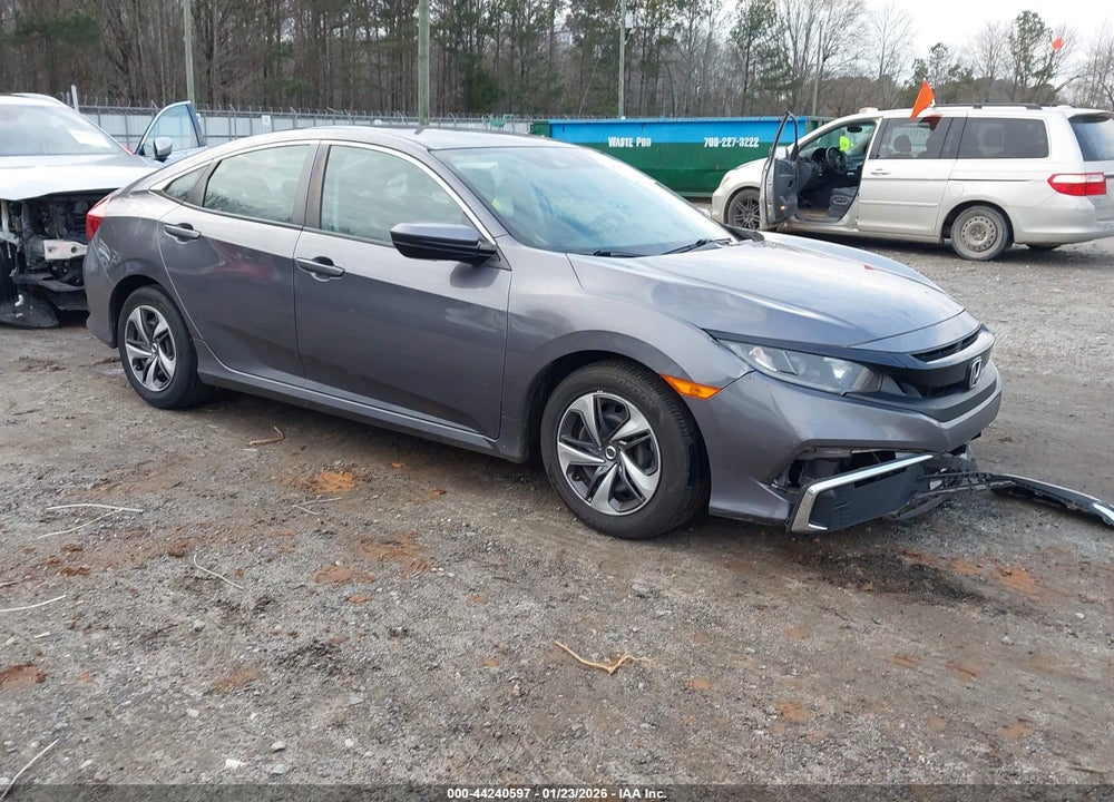 2019 HONDA CIVIC LX VIN: 19XFC2F67KE000418