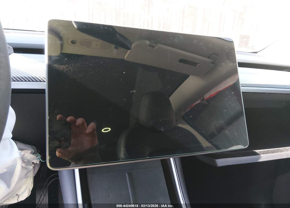 2020 TESLA MODEL Y LONG RANGE DUAL MOTOR ALL-WHEEL DRIVE VIN: 5YJYGDEE7LF031777
