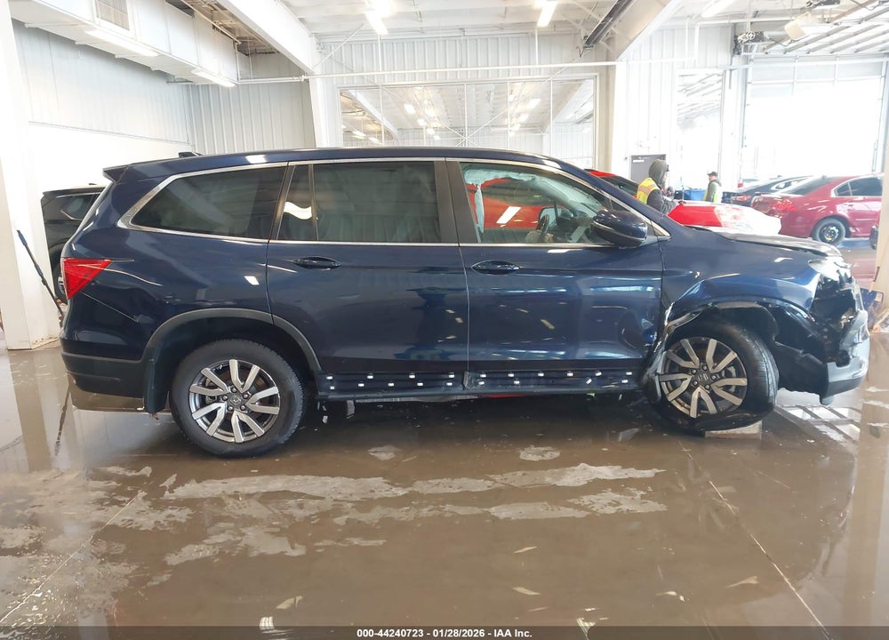 2020 HONDA PILOT 2WD EX VIN: 5FNYF5H33LB020553