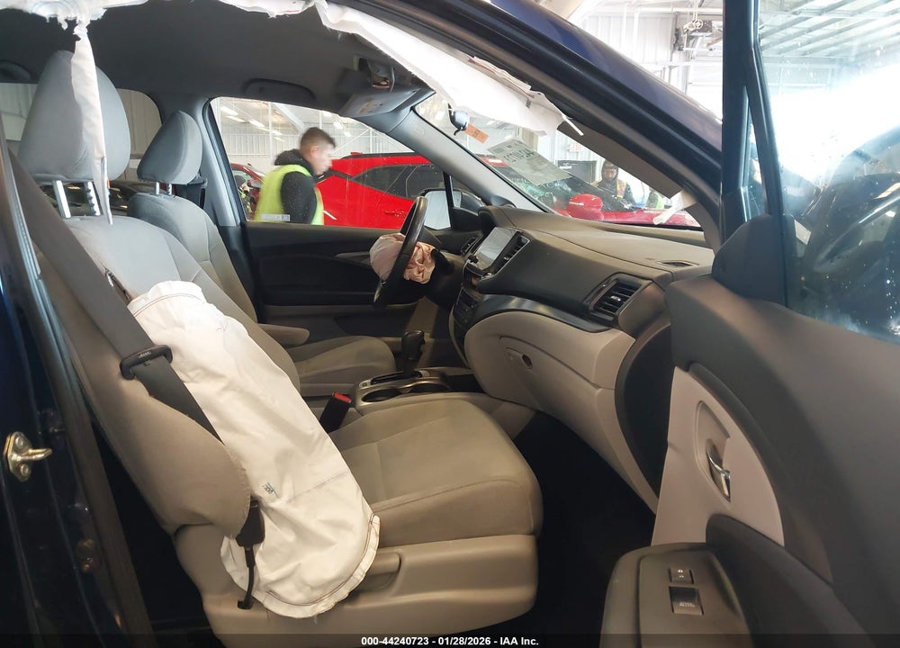 2020 HONDA PILOT 2WD EX VIN: 5FNYF5H33LB020553