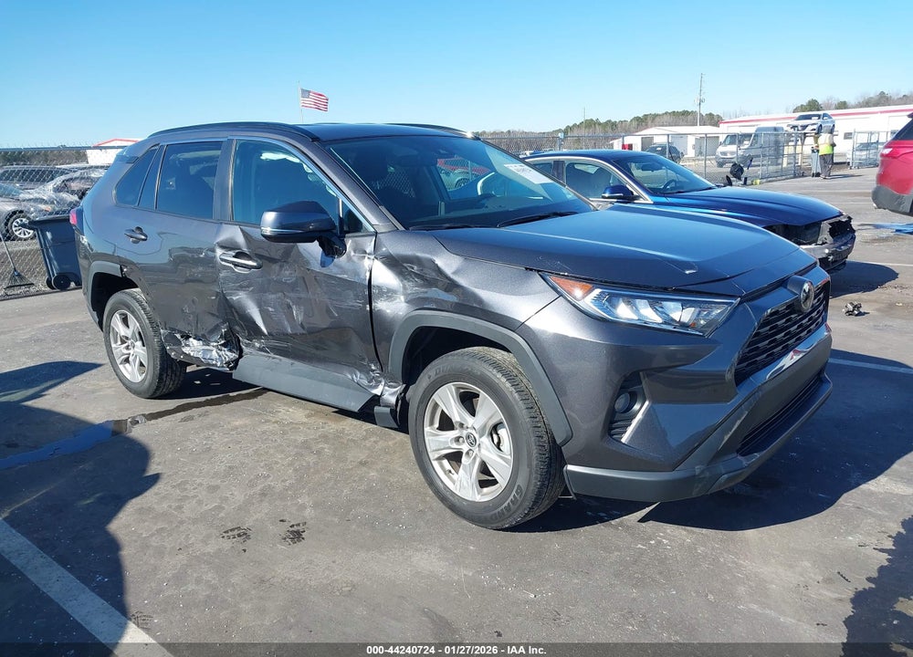 2021 TOYOTA RAV4 XLE VIN: 2T3W1RFV6MC163253