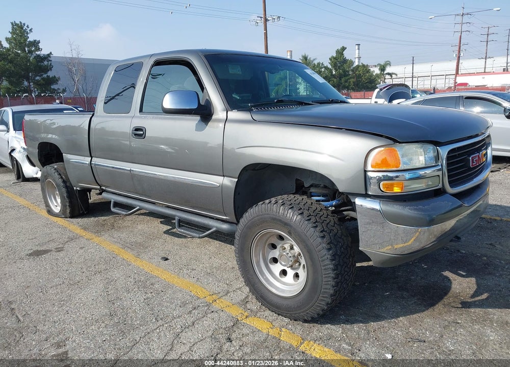 2002 GMC SIERRA 1500 SLE VIN: 2GTEC19V021223843