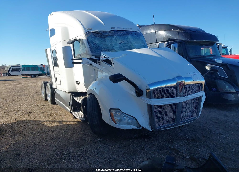 2016 KENWORTH CONSTRUCTION T680 VIN: 1XKYD49X7GJ491772