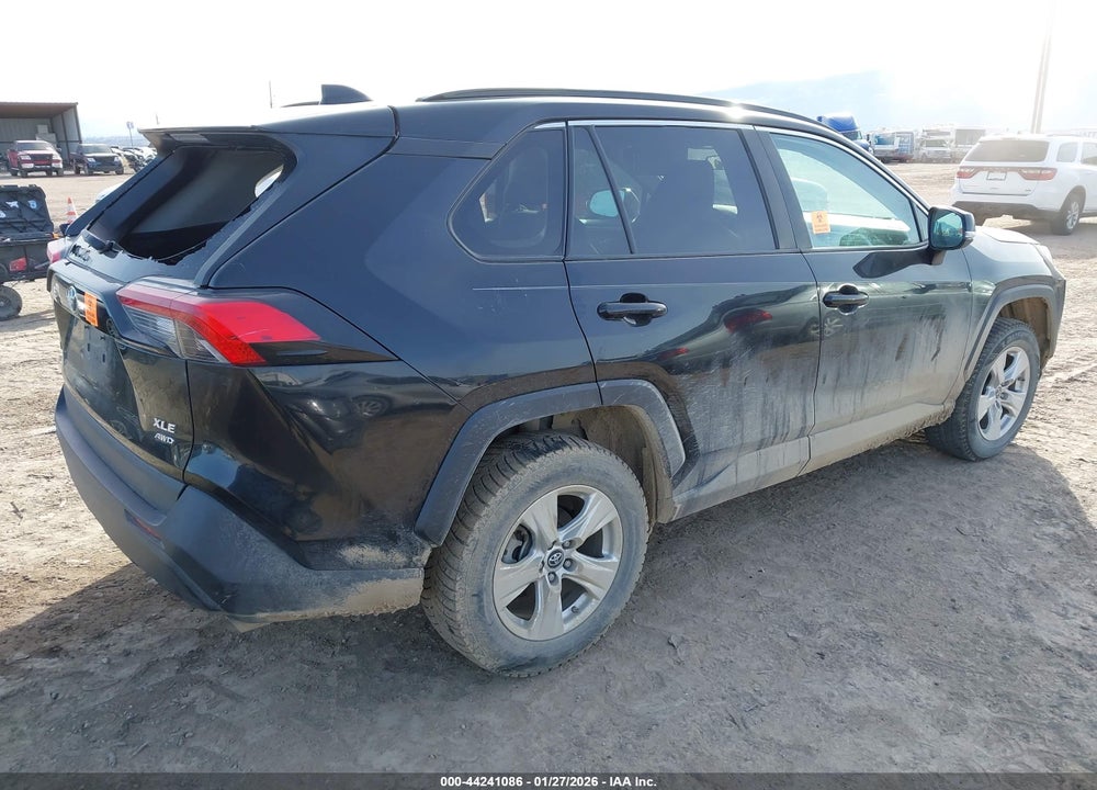 2019 TOYOTA RAV4 XLE VIN: 2T3P1RFV7KC014920