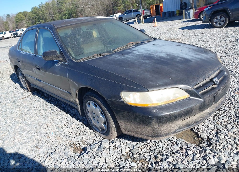 1998 HONDA ACCORD LX VIN: 1HGCG5644WA055846
