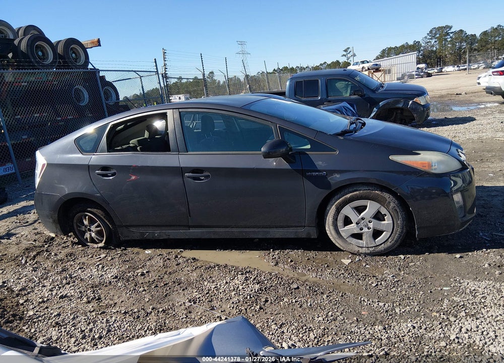 2011 TOYOTA PRIUS TWO VIN: JTDKN3DU1B0321976