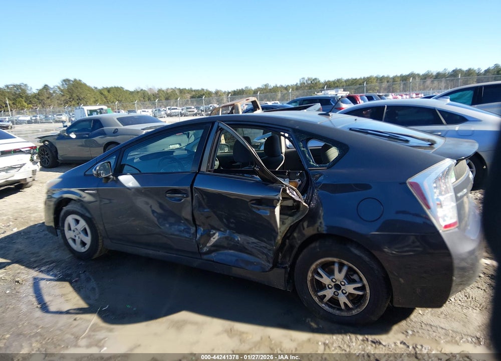 2011 TOYOTA PRIUS TWO VIN: JTDKN3DU1B0321976