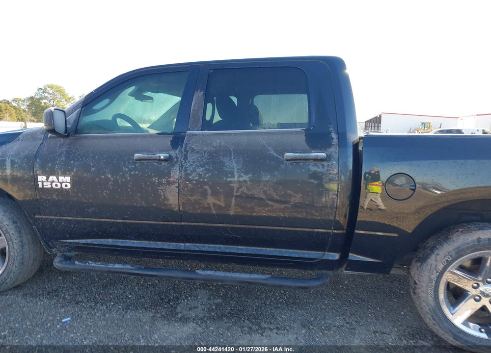 2017 RAM 1500 EXPRESS  4X4 5'7 BOX VIN: 1C6RR7KGXHS717819