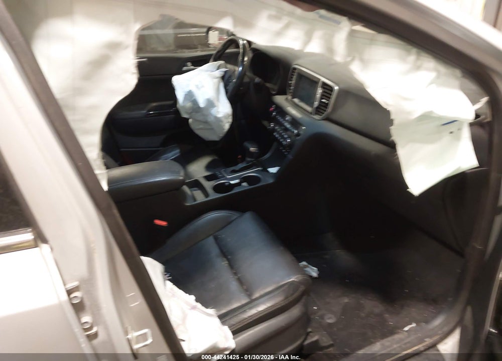 2018 KIA SPORTAGE EX VIN: KNDPNCACXJ7483094