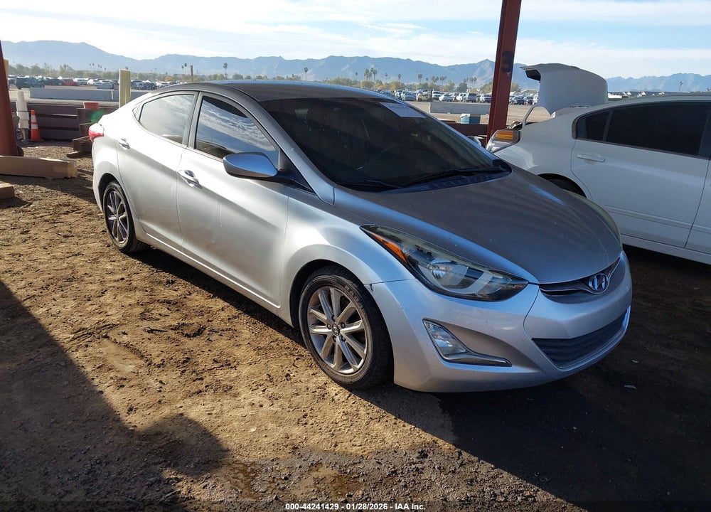 2016 HYUNDAI ELANTRA SE VIN: 5NPDH4AE4GH657635