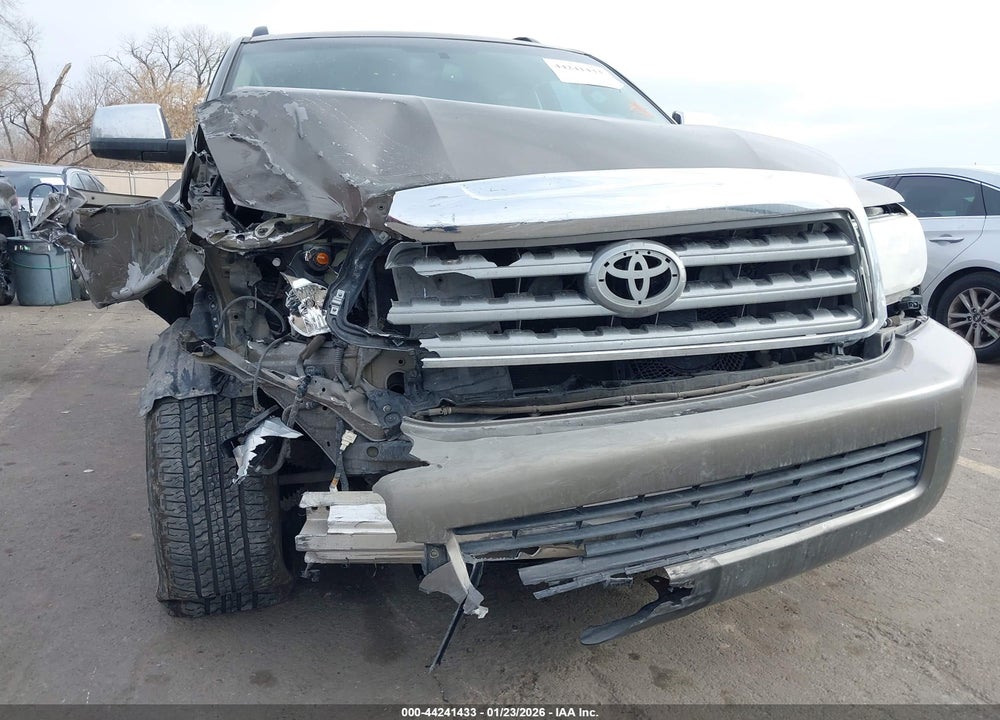 2015 TOYOTA SEQUOIA LIMITED 5.7L V8 VIN: 5TDJW5G18FS125381