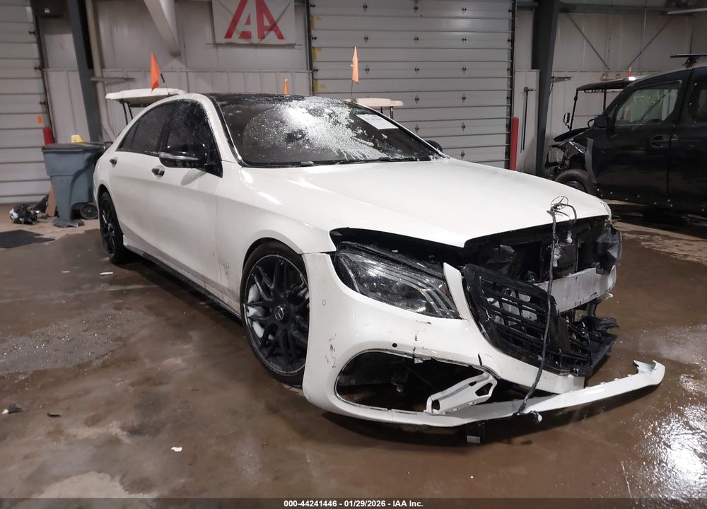 2014 MERCEDES-BENZ S 63 AMG 4MATIC VIN: WDDUG7JB0EA035375