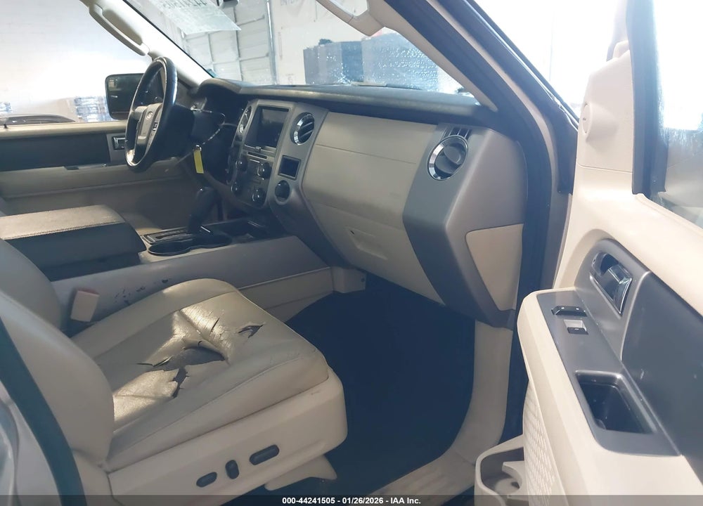 2017 FORD EXPEDITION EL XLT VIN: 1FMJK1HT3HEA58102