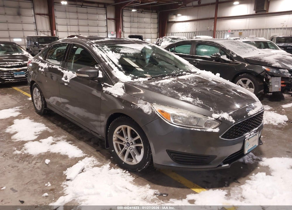2016 FORD FOCUS SE VIN: 1FADP3F20GL329626