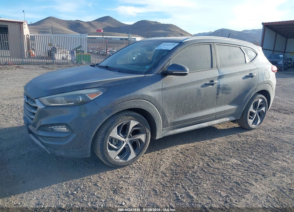 2017 HYUNDAI TUCSON SPORT VIN: KM8J33A23HU496893