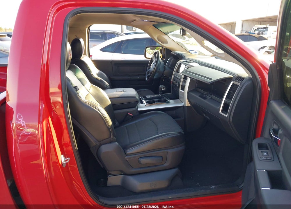2012 RAM 1500 R/T VIN: 3C6JD6CT5CG261441