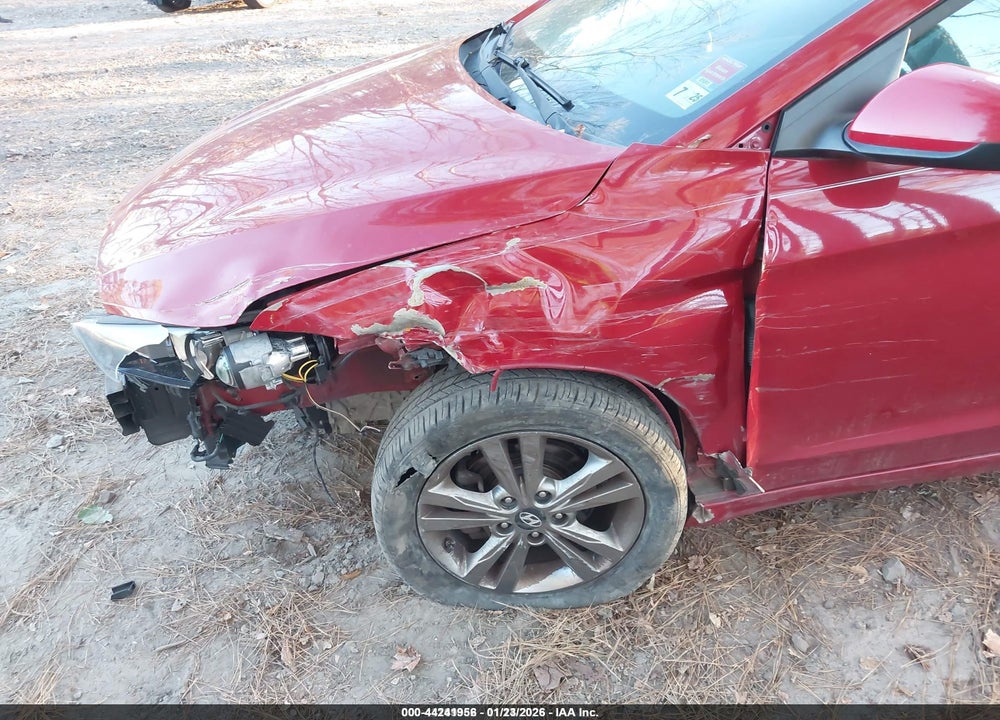 2017 HYUNDAI ELANTRA SE VIN: KMHD84LF6HU065565