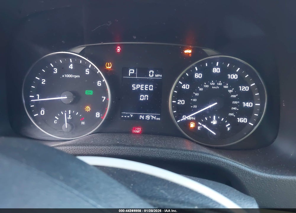 2017 HYUNDAI ELANTRA SE VIN: KMHD84LF6HU065565