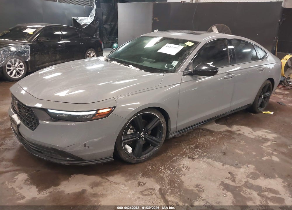 2024 HONDA ACCORD HYBRID SPORT-L VIN: 1HGCY2F78RA068030