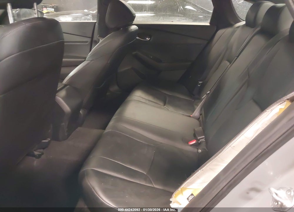 2024 HONDA ACCORD HYBRID SPORT-L VIN: 1HGCY2F78RA068030