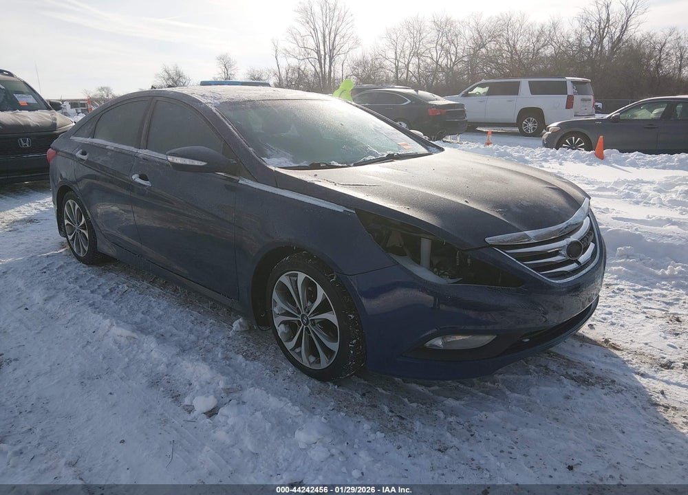 2014 HYUNDAI SONATA SE 2.0T VIN: 5NPEC4AB5EH817835