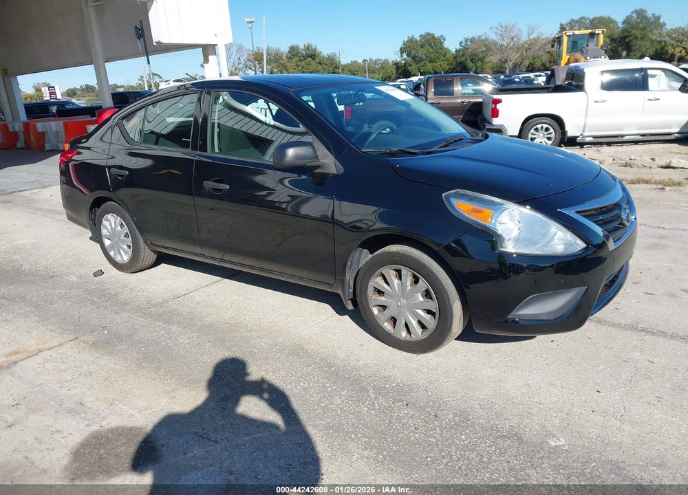 2015 NISSAN VERSA 1.6 S VIN: 3N1CN7AP8FL958384
