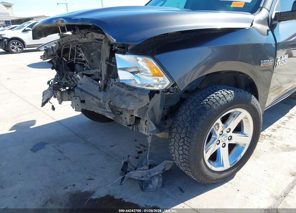 2014 RAM 1500 EXPRESS VIN: 1C6RR6KT9ES170464