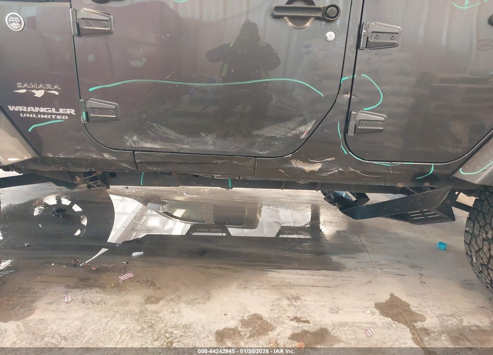 2017 JEEP WRANGLER UNLIMITED SAHARA VIN: 1C4HJWEG8HL649242