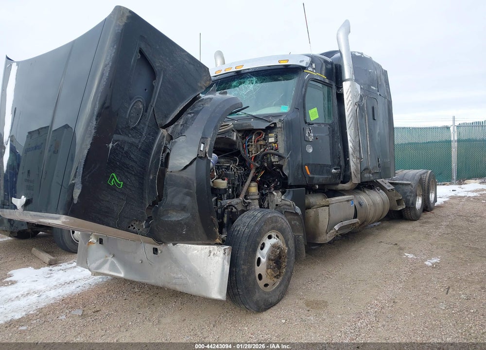2020 PETERBILT 567 VIN: 1XPCDP9X6LD635424
