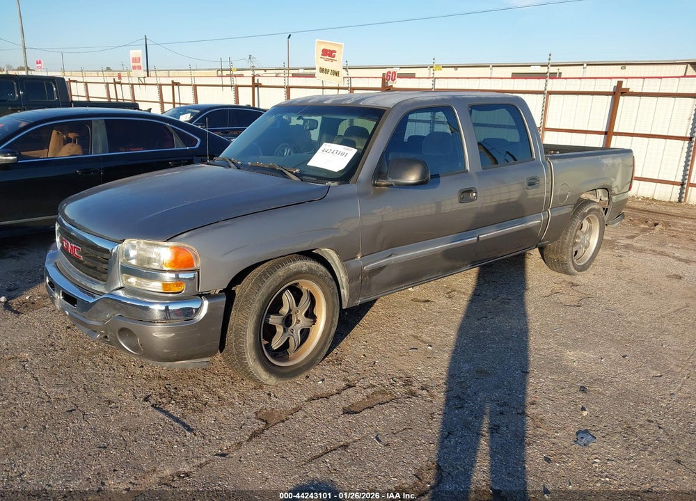 2007 GMC SIERRA 1500 CLASSIC SL VIN: 2GTEC13V071180802