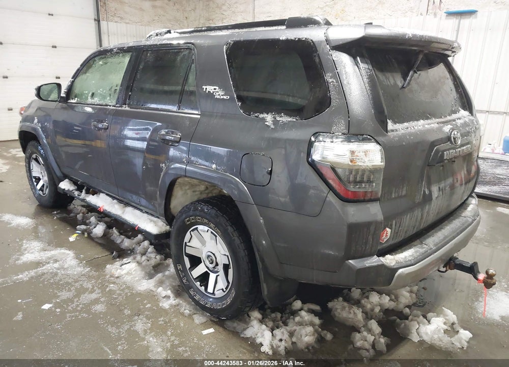 2020 TOYOTA 4RUNNER TRD OFF ROAD PREMIUM VIN: JTEBU5JRXL5834660