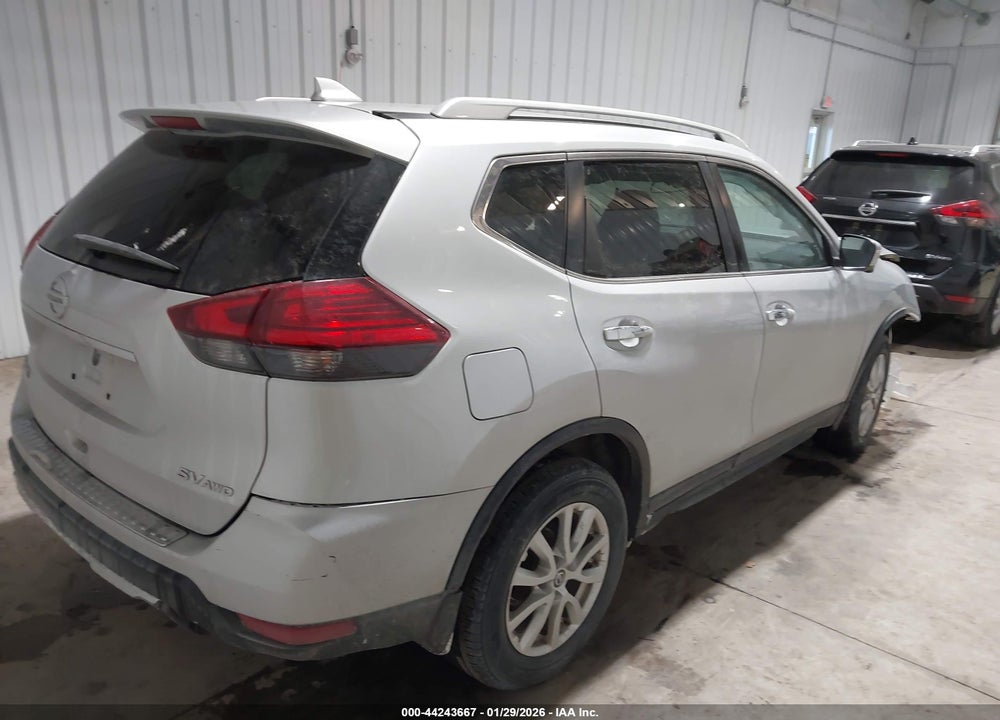 2017 NISSAN ROGUE SV VIN: 5N1AT2MV4HC896497